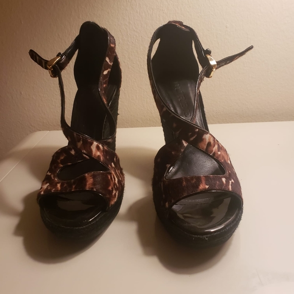 Burberry wedge sandals leopard print size 9 new. Unworn. - Picture 1 of 9